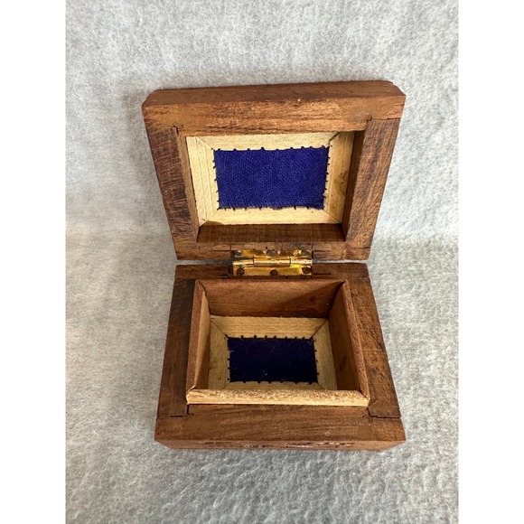 Hand Carved Wooden Jewelry Box Trinket Keepsake Small Box Primitive Rustic India - Picture 8 of 15